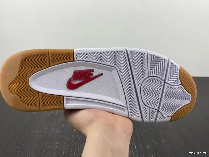 SB 4 Air Jordan DR5415-120 x Nike 0517